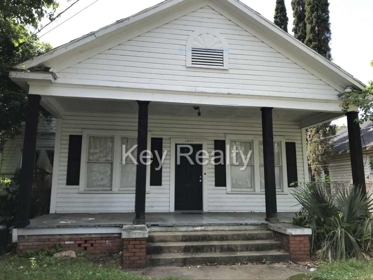 1931 Thornton Ct. - Alexandria