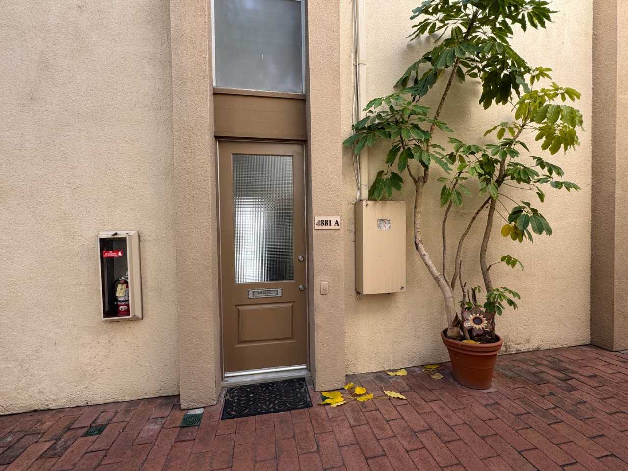 2 Bedroom 1st Level Condo - SDSU AREA