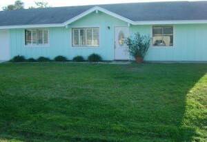 8350 SE Sweetbay Drive