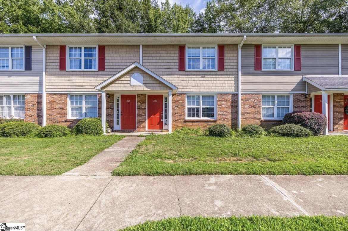 222 Emerald Park Court