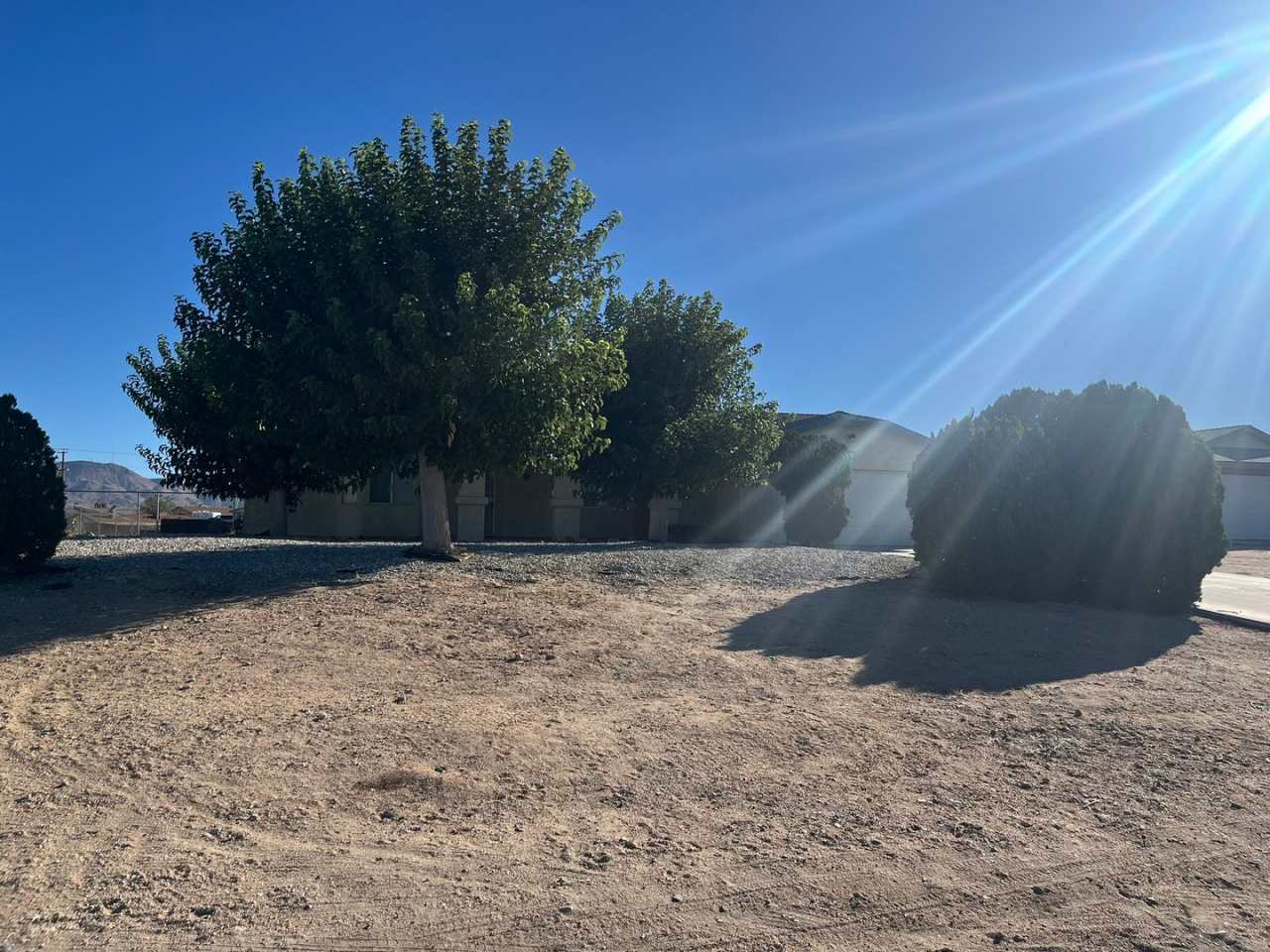 3 bedroom 2 bathroom Home in the City of Victorville!