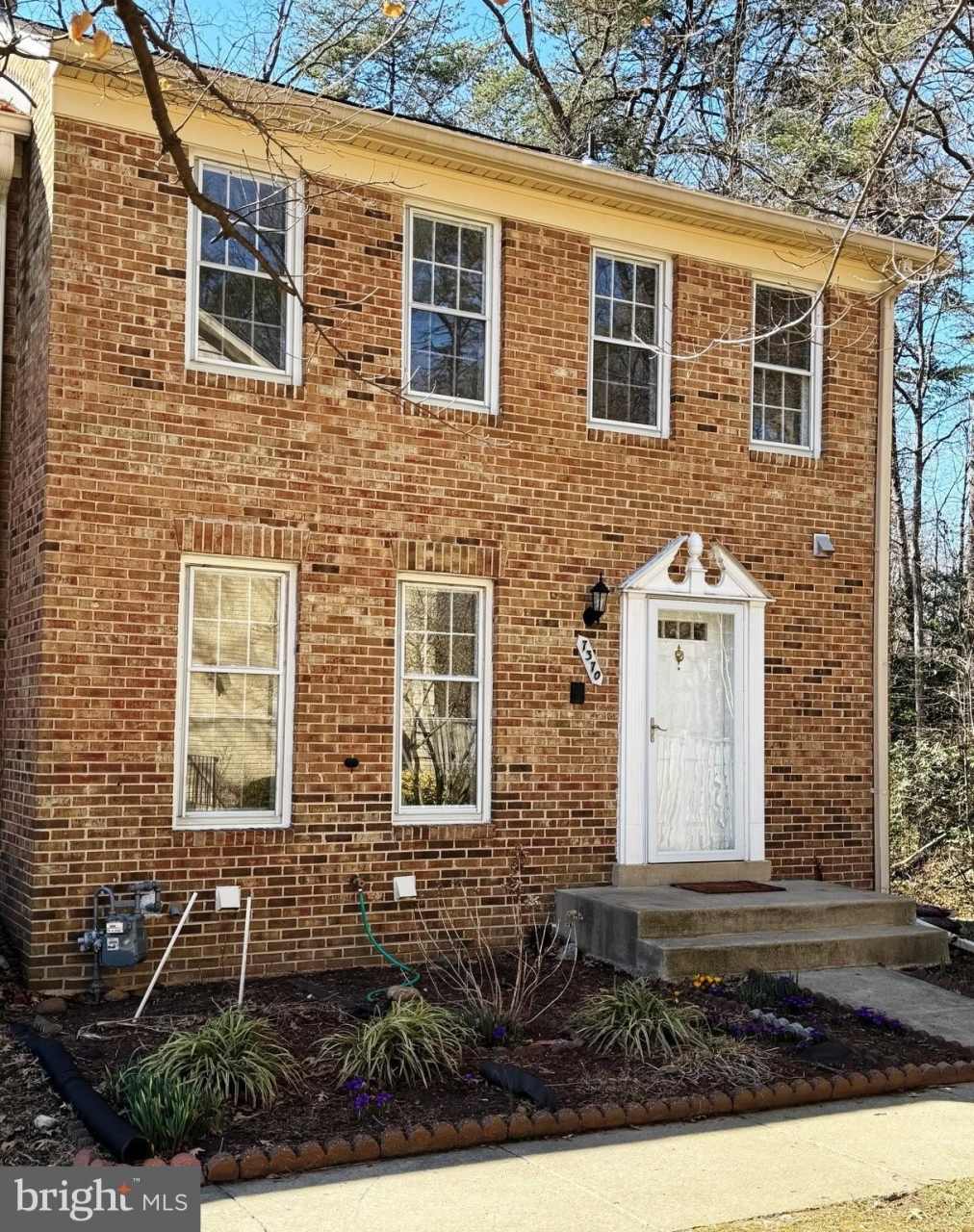 7370 JIRI WOODS COURT