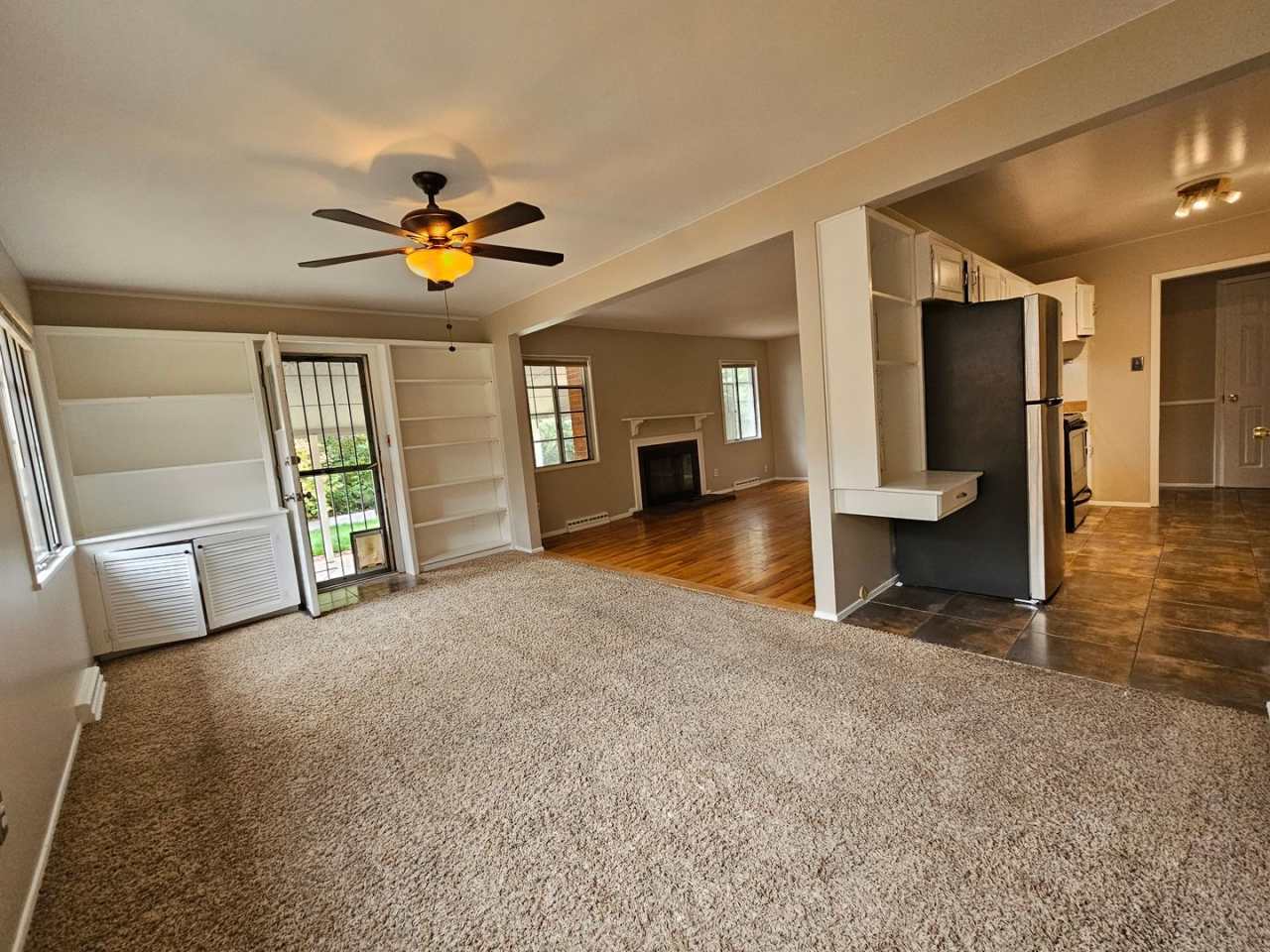 Virginia Village 4 Bed 3 Baths Large Yard Attached Garage Super Spacious!