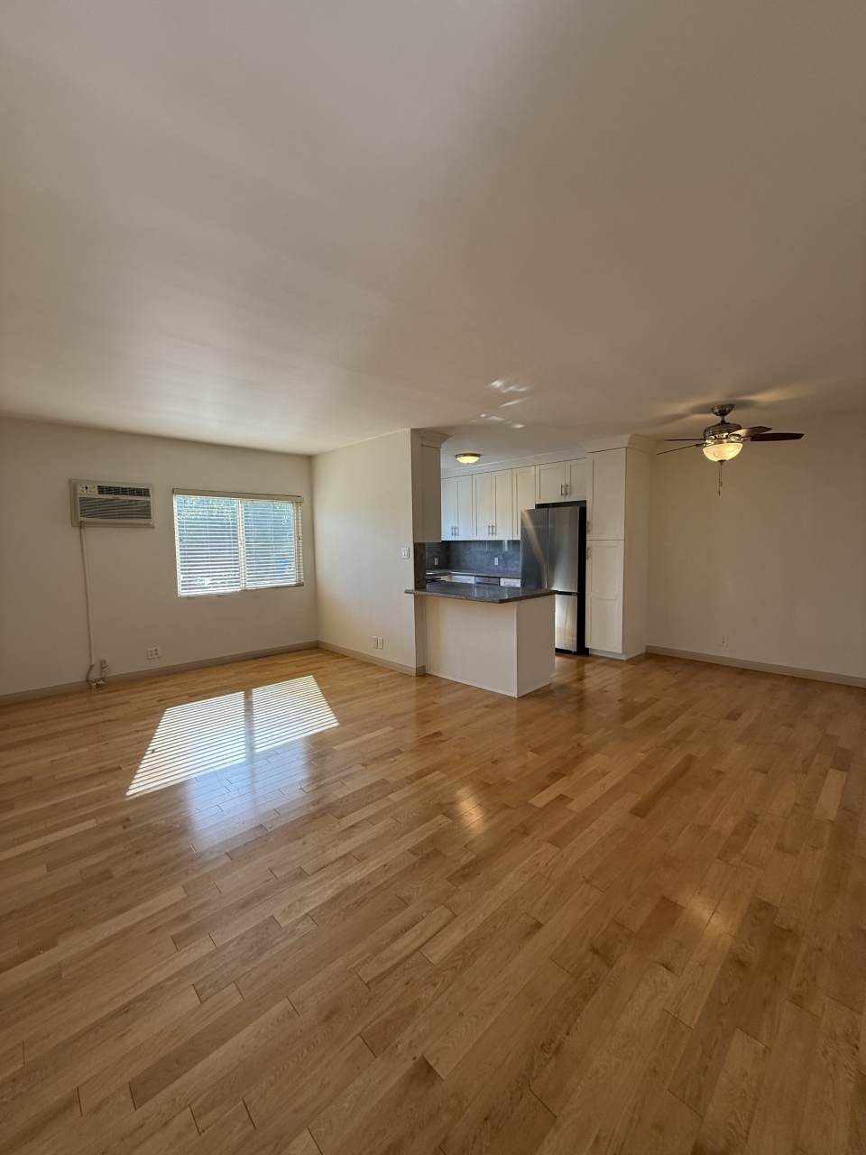 5648 Case Avenue, Apt 3