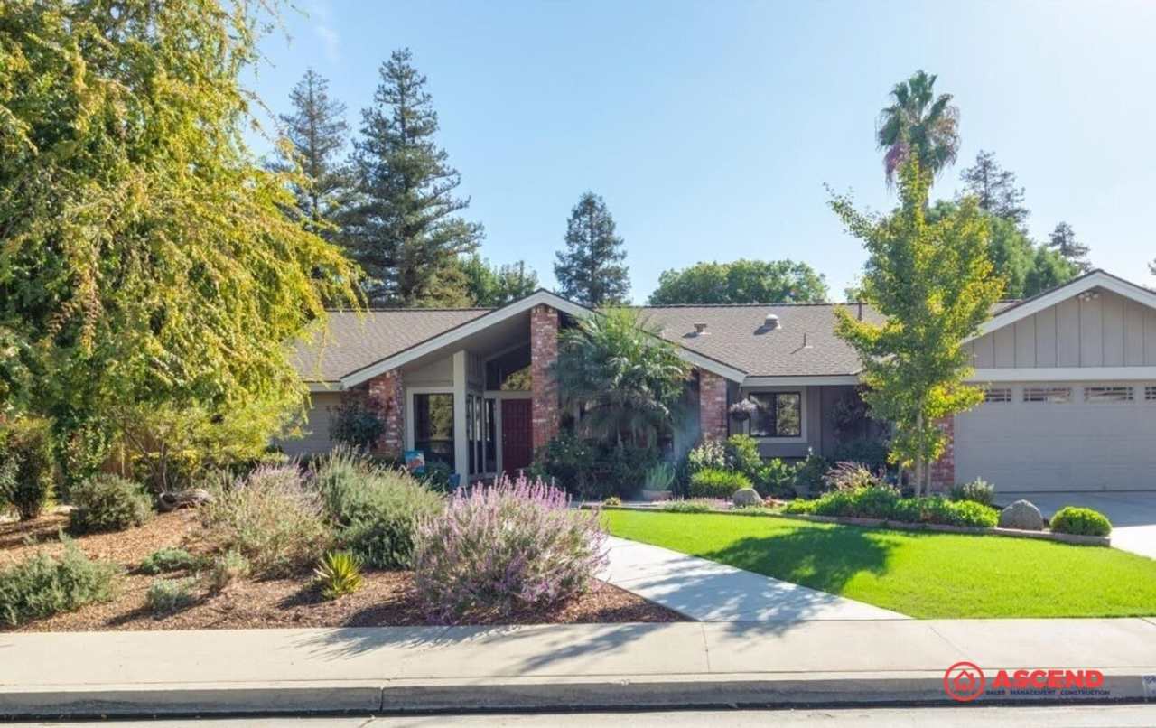 Phenomenal Home On The West Side of Town – Near Bakersfield Marketplace