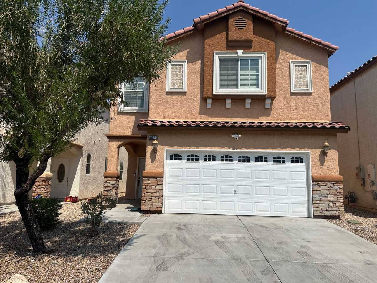 4 bedroom 3 Bath home for rent in Las Vegas Nevada.