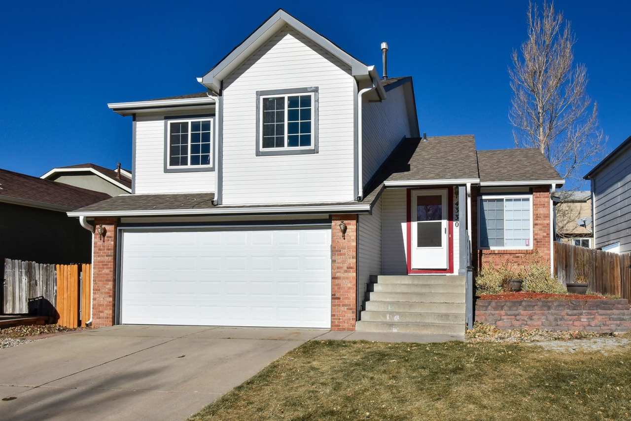 Updated 3bed 3bath home in D20 Schools!