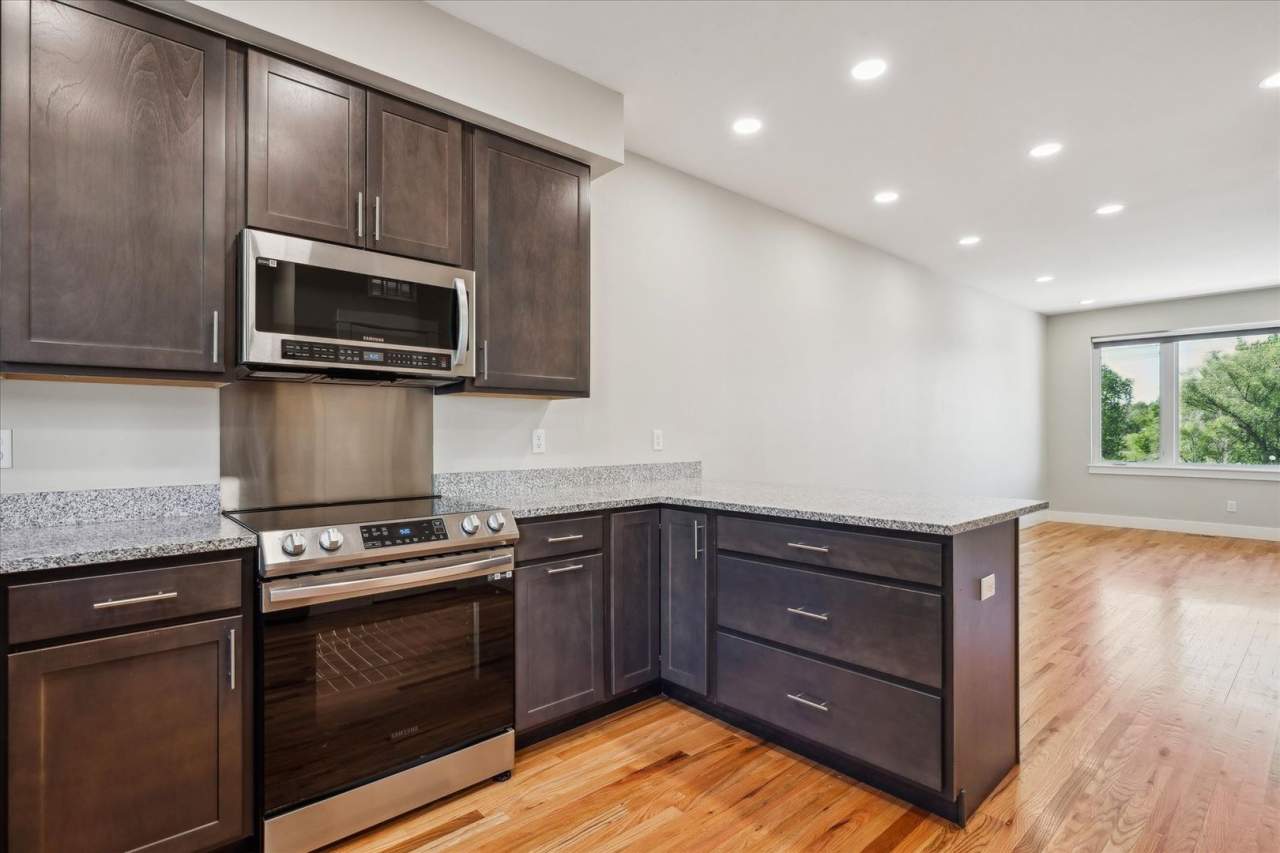 4 Bedroom 3 Bath in Denver with Rooftop Patio!!