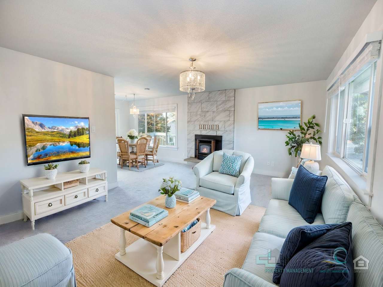 Charming Seaside Home.. Spacious 3 bedroom, 2 bathrooms!!!