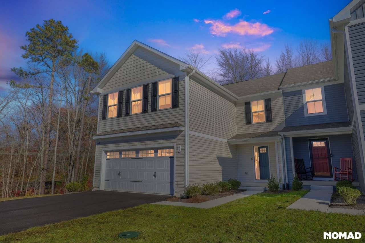 Charming 4BR Townhome in Elkton