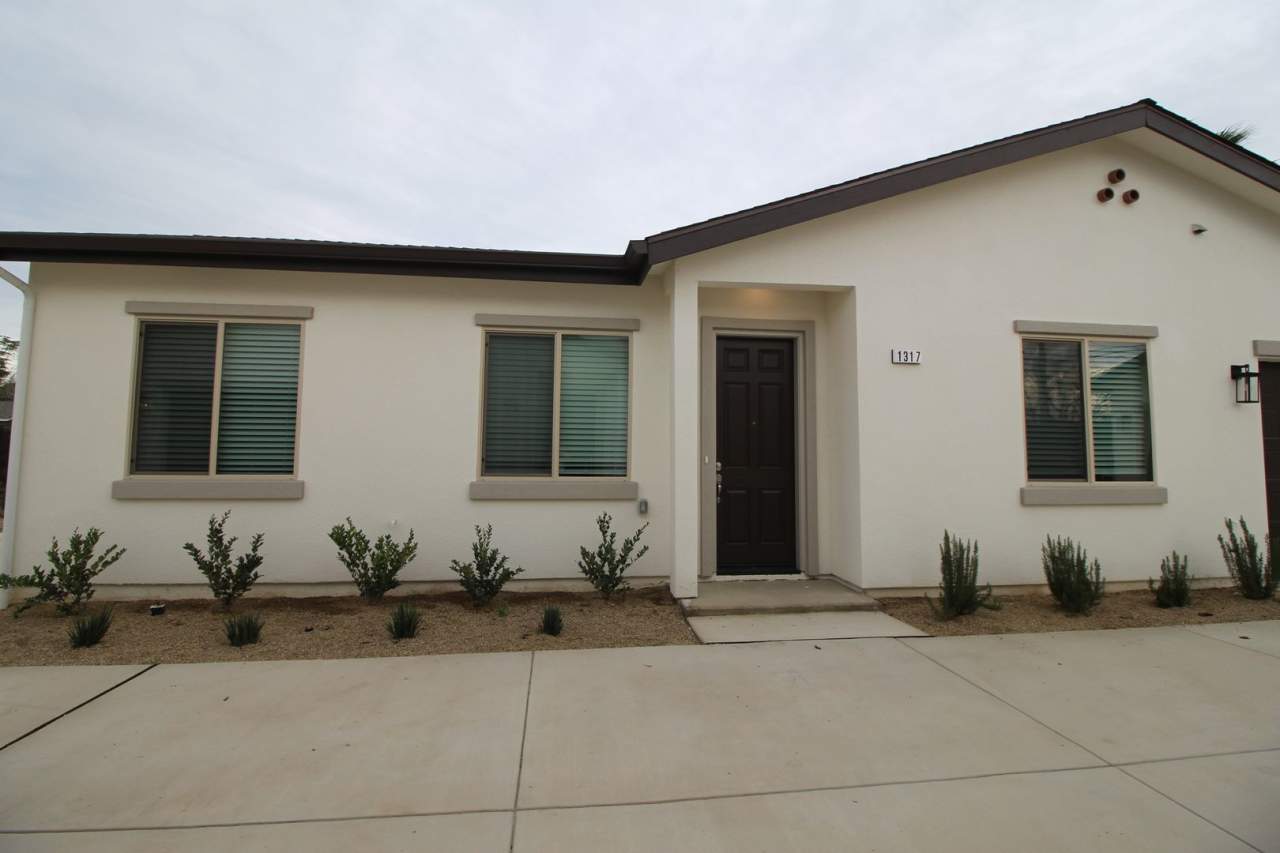 FOR RENT- BRAND NEW 2BED/2BATH - Barstow/First- 1317 E Portals