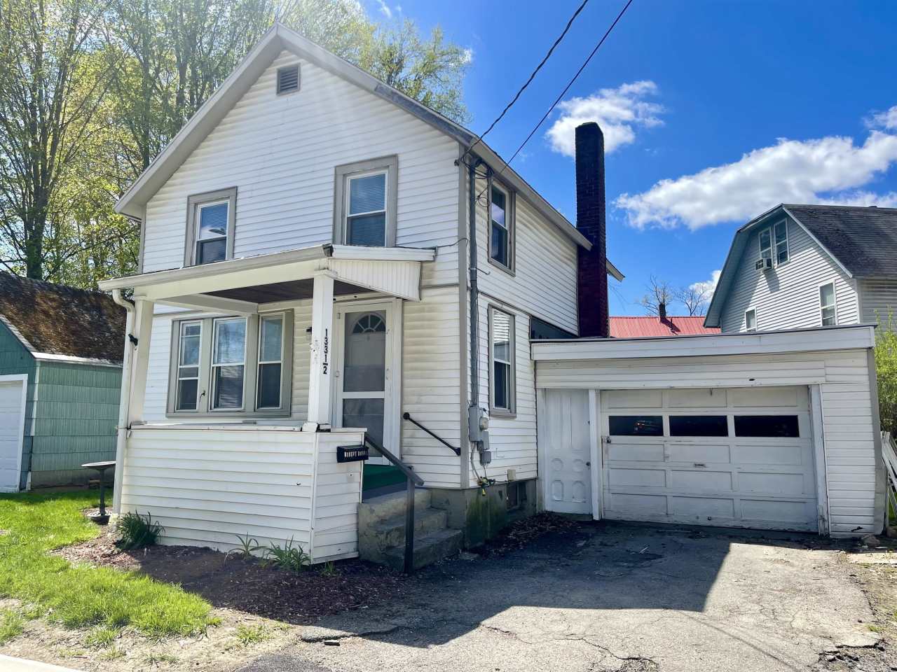 133 1/2 Clinton Avenue