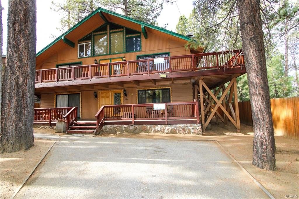 590 Summit Boulevard