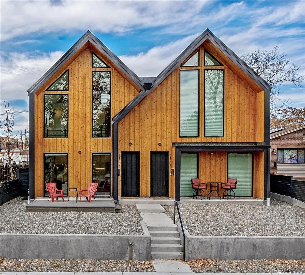 Contemporary Townhome in an Exceptional Sunnyside Location - Like New Construction