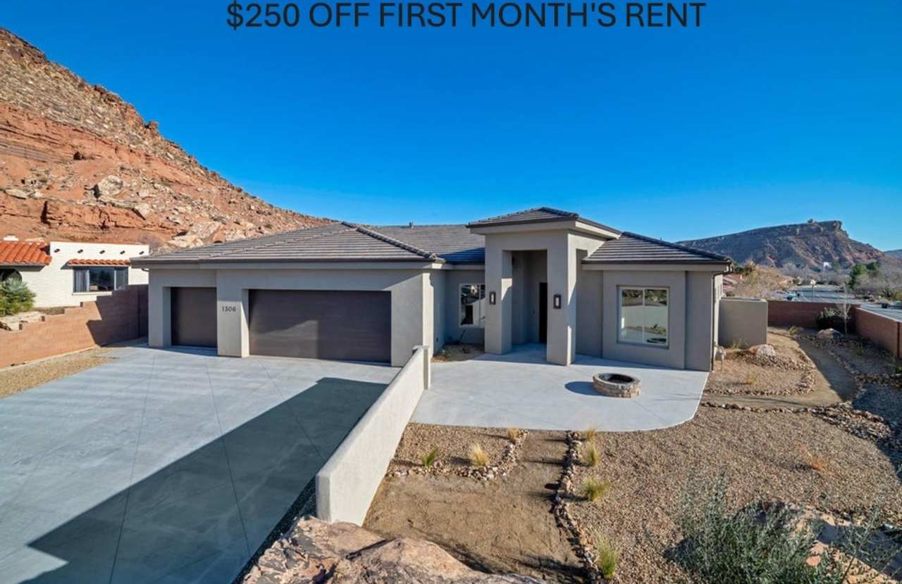 4 Bedroom home on elevated Bloomington lot with views.