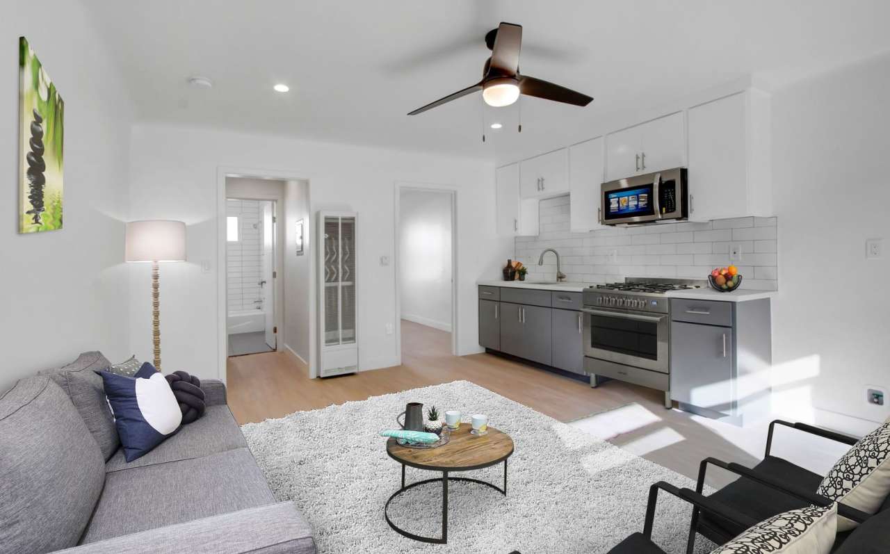 161 S Burlington Ave