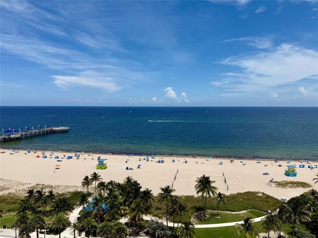 111 N POMPANO BEACH BLVD