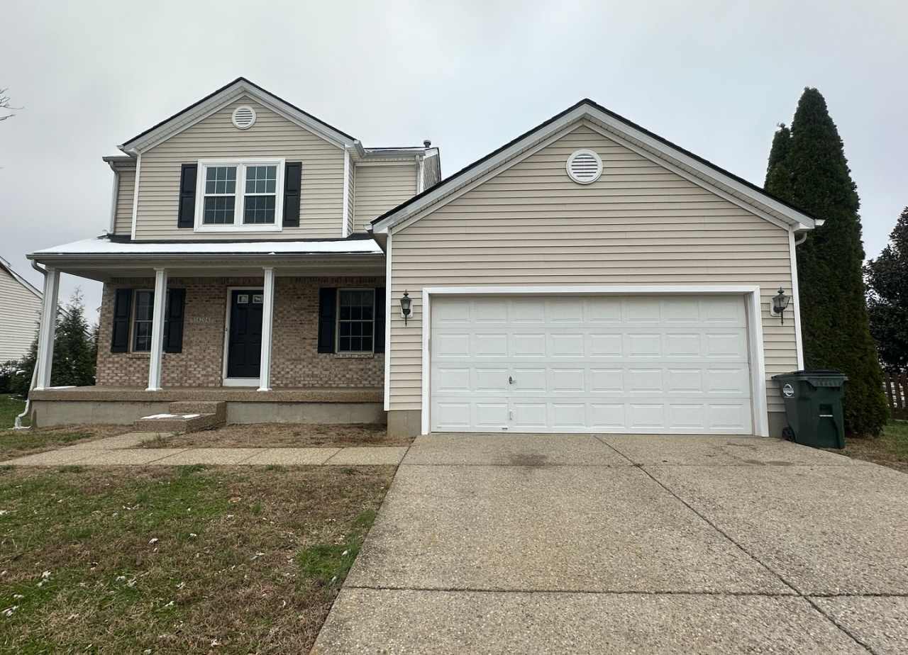 4BR / 2BA Home in Middletown with Two Car Garage For Rent!