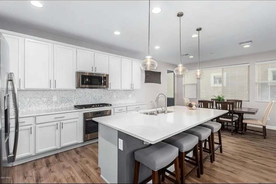 2264 South Henry Lane