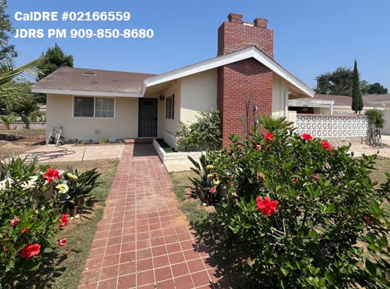 Price Lowered! Arcadia 3 Bedroom Home