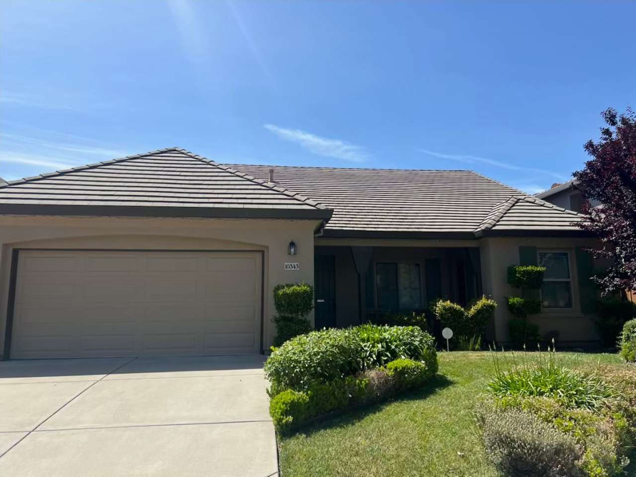 Charming 4-Bed, 2-Bath Single-Story Home for Rent in Elk Grove, CA