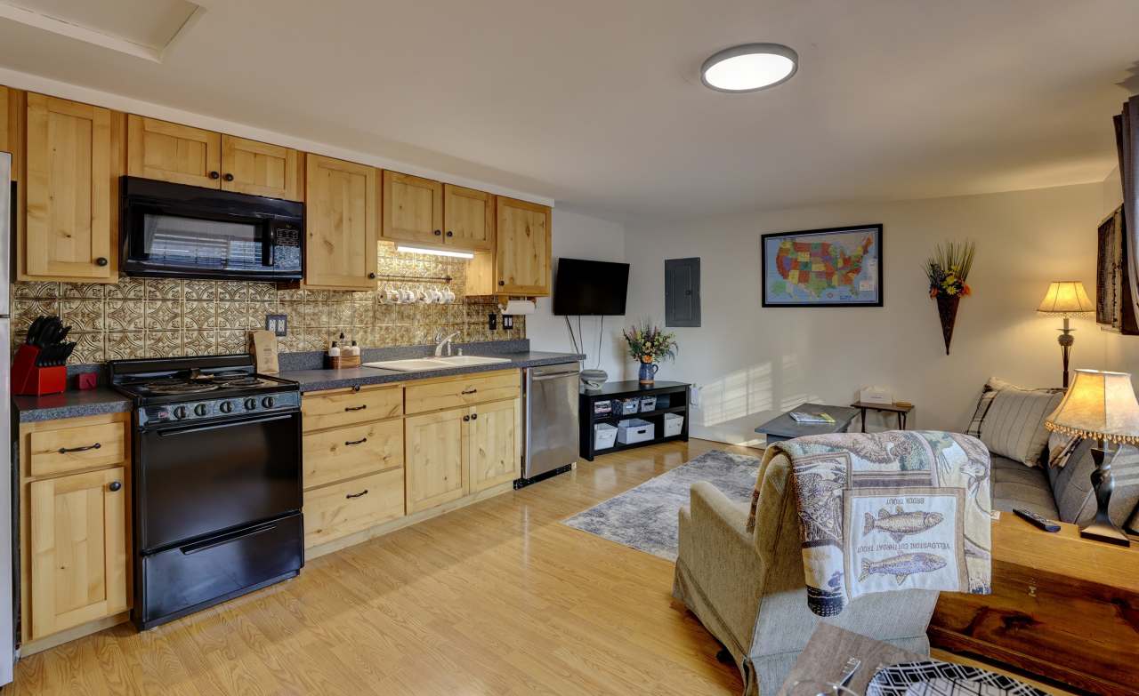 595 Wyoming Avenue - A