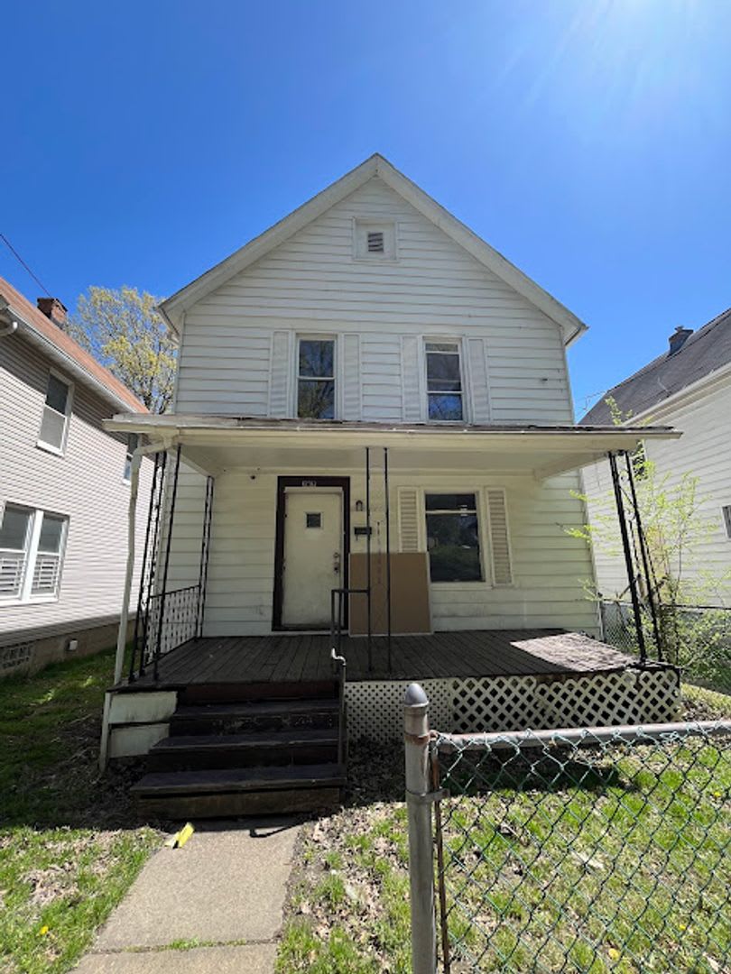 3 Bedroom 1 Bathroom Home Rent Ready