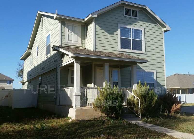 1525 Davis Mountain Loop