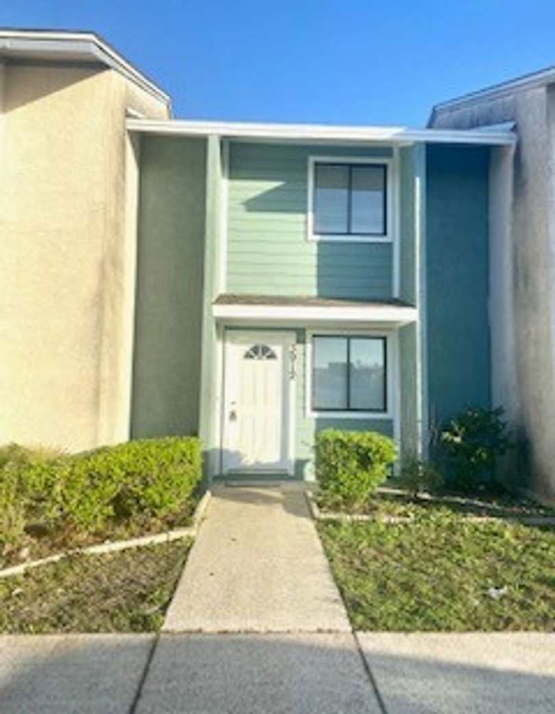 Very cute 2 bedroom 1 1/2 bath town-home conveniently located off of hwy 390.