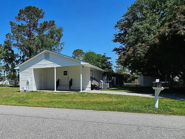 529 University Forest Drive