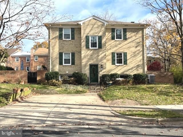 2455 N STEVENS Street