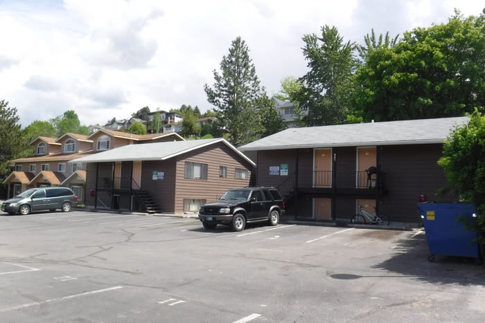 807 Southwest Higgins Avenue