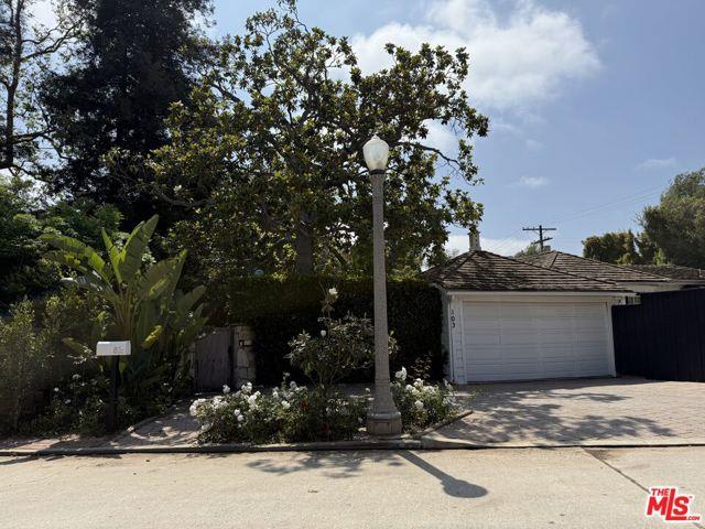103 North Anita Avenue