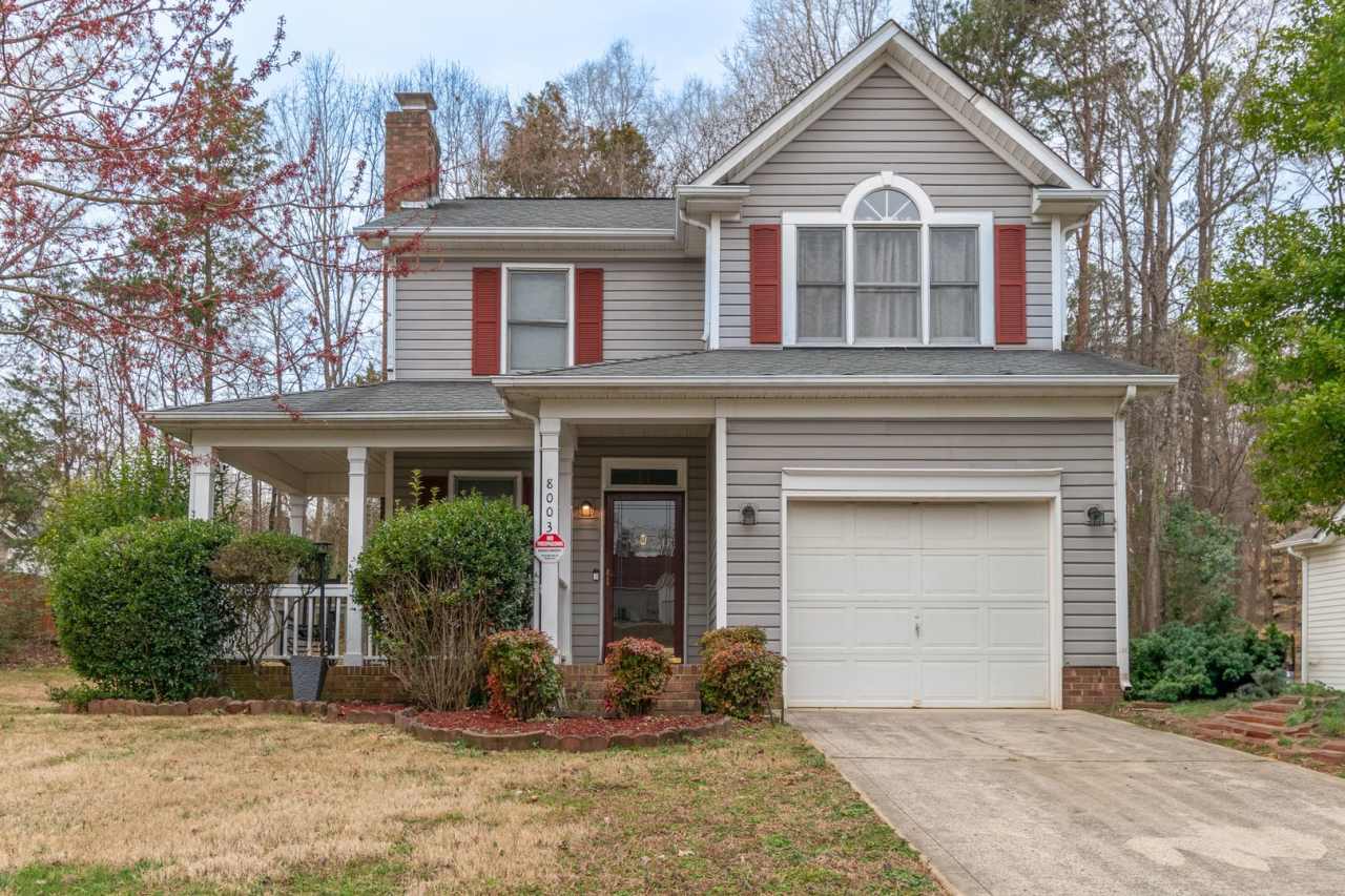 Beautifully Upgraded Furnished 3-Bedroom Home in Ridgewood Community!