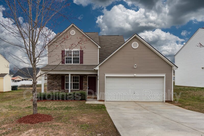 2118 Lexington Avenue