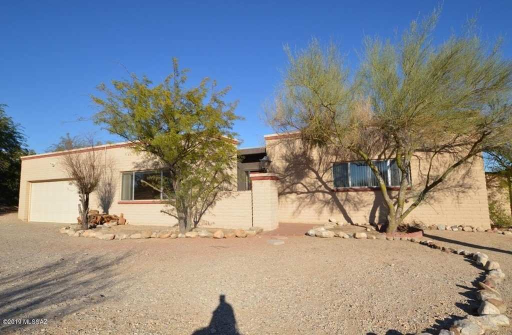 5050 N Hillcrest Drive