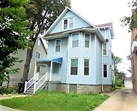 3926 W Byron Street unit: 1