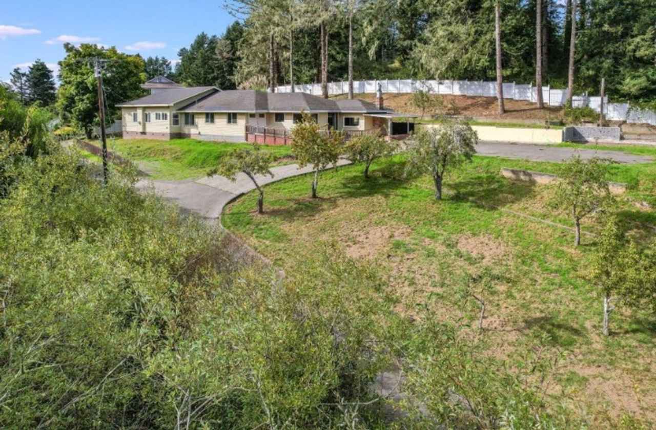 Spacious 4-Bedroom Home with Stunning Hilltop Views in Fortuna, CA