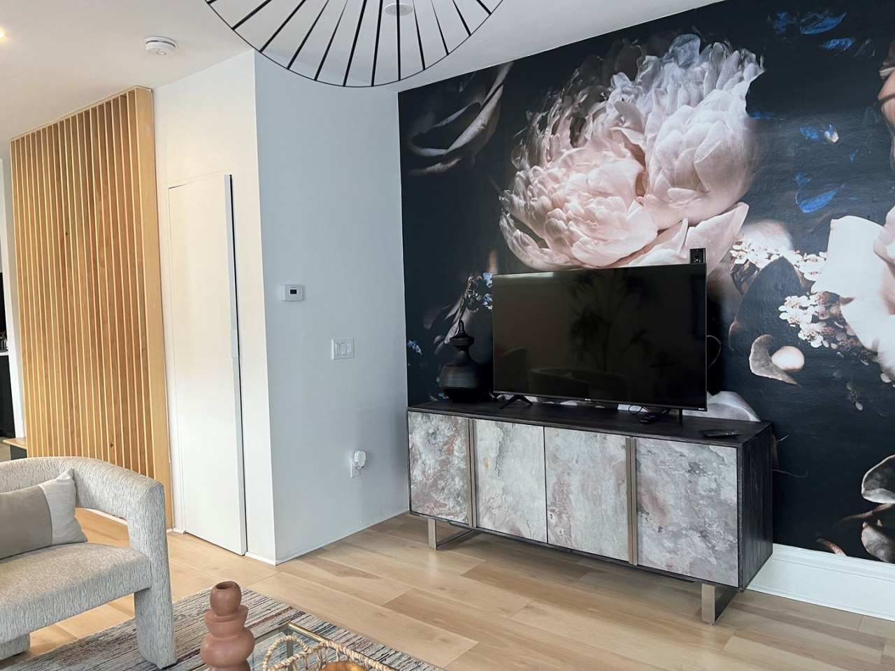 Gorgeous three bedroom in the heart of Park Ave