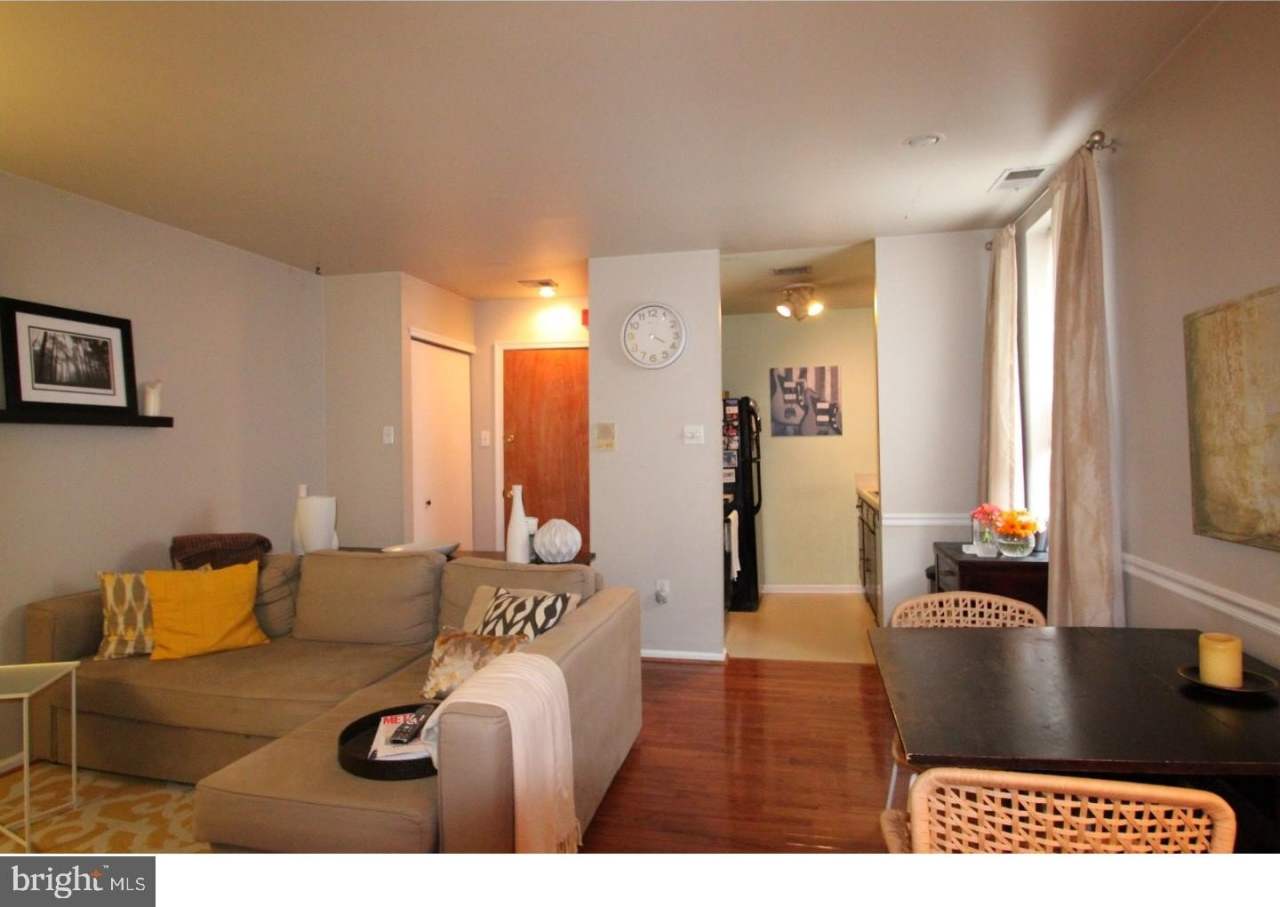 2025 ARCH Street unit: F