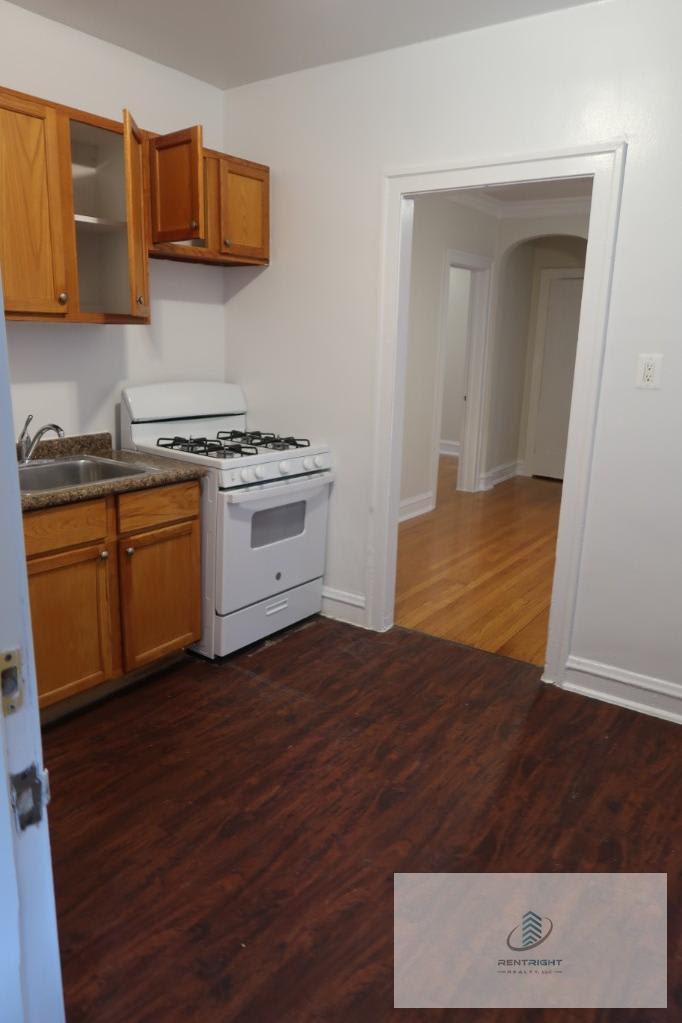 4477 North Elston Avenue