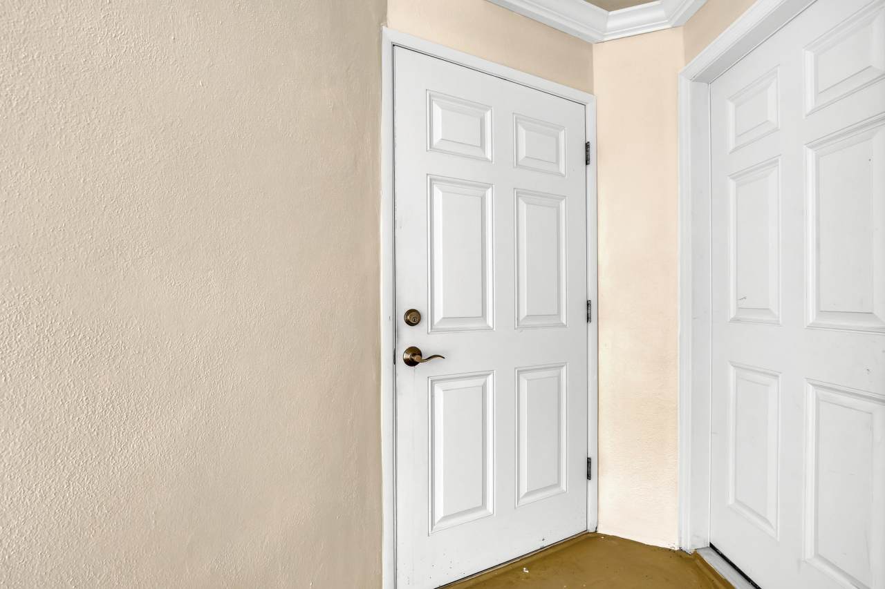 1160 Hillsboro Mile