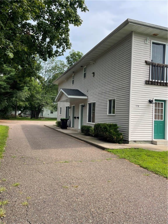 1716 5th Street E unit: A