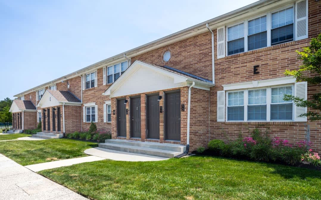 Gardens at Cologne Apartments