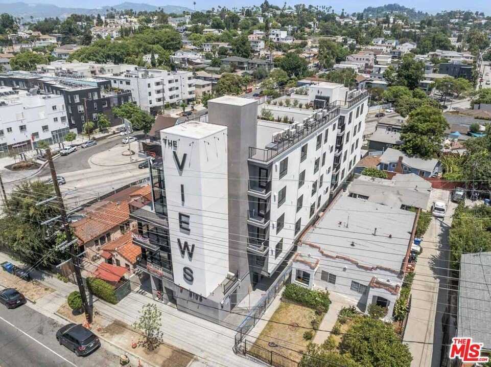 3105 Bellevue Ave unit: 301