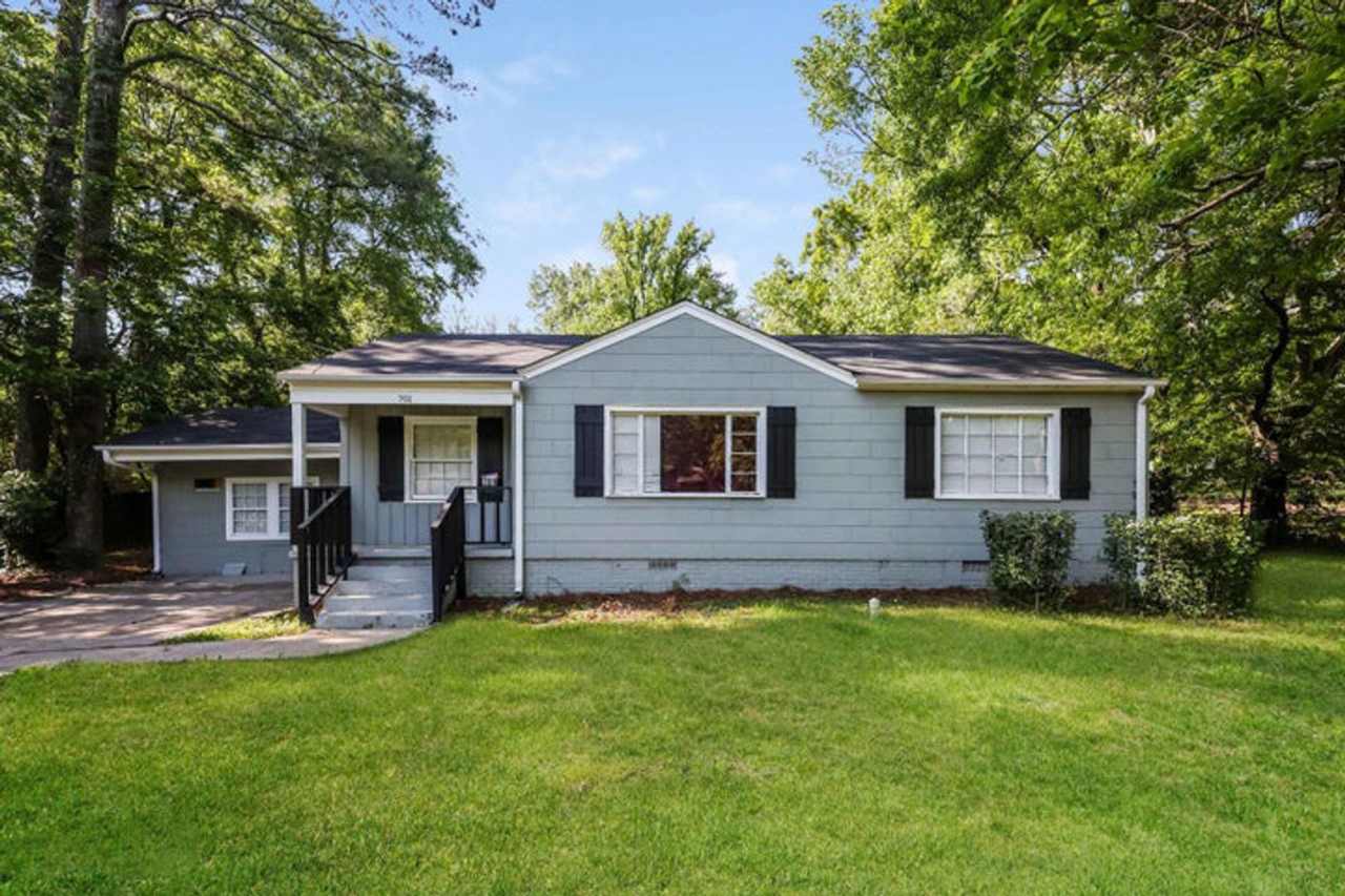 Charming 4 bed 2 bath renovated home