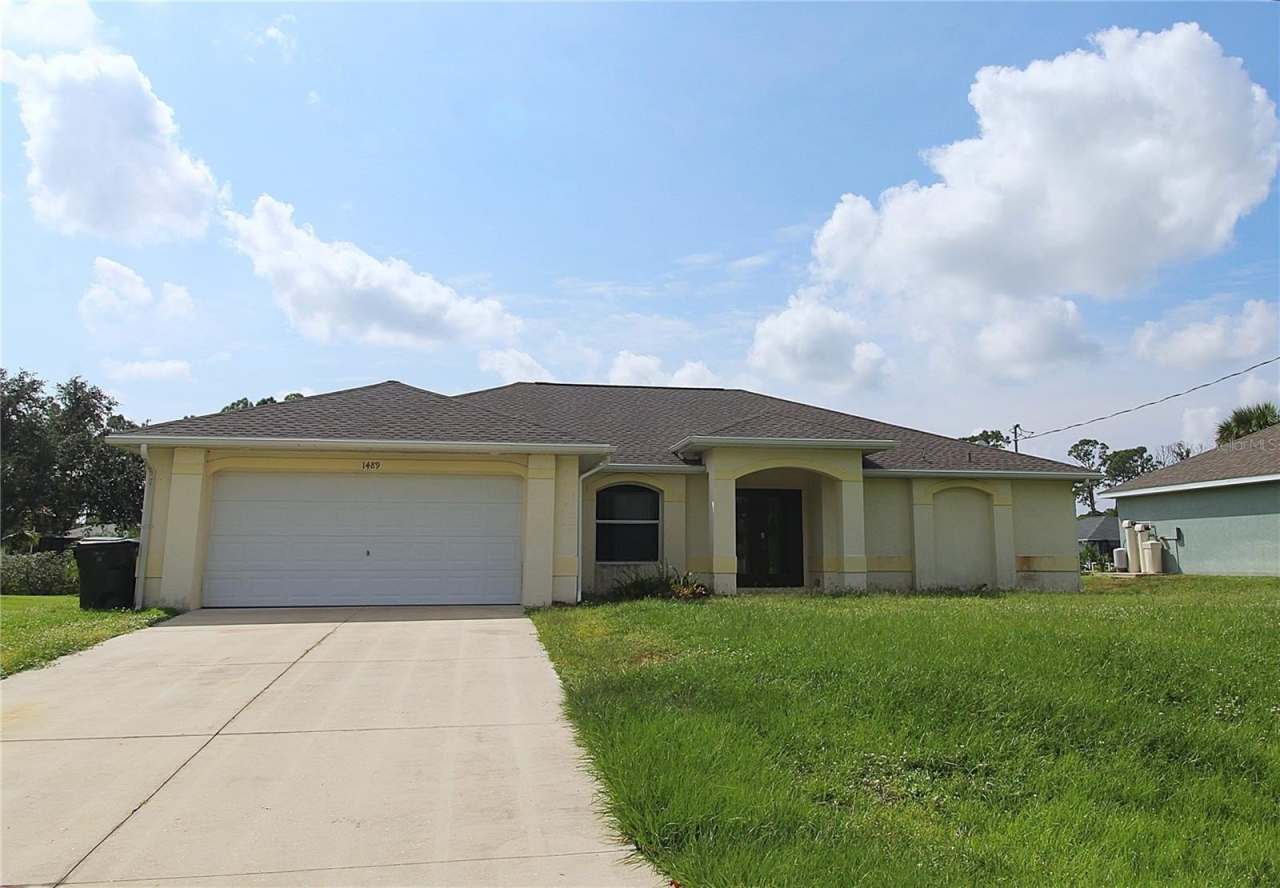 1489 EXCHANGE AVENUE