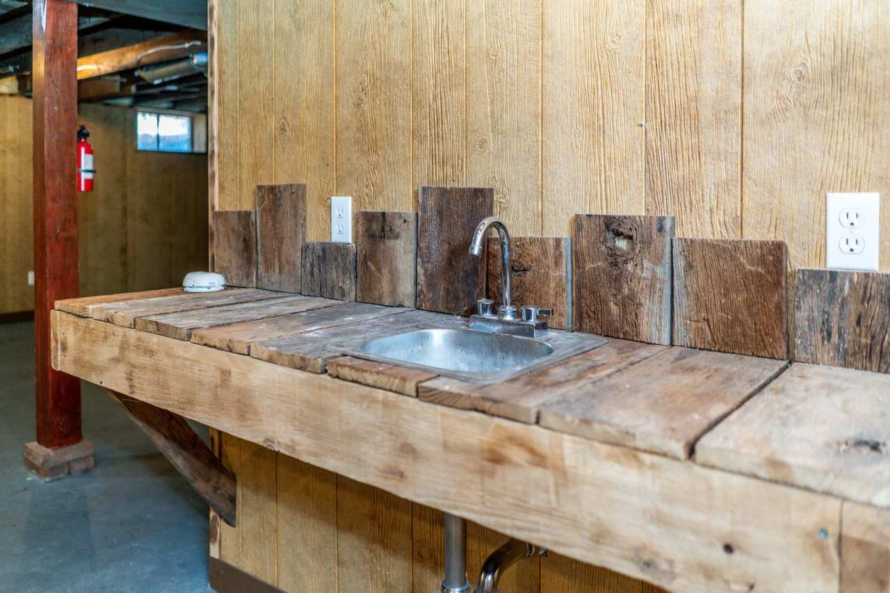 Large 3 bedroom 2 bath house