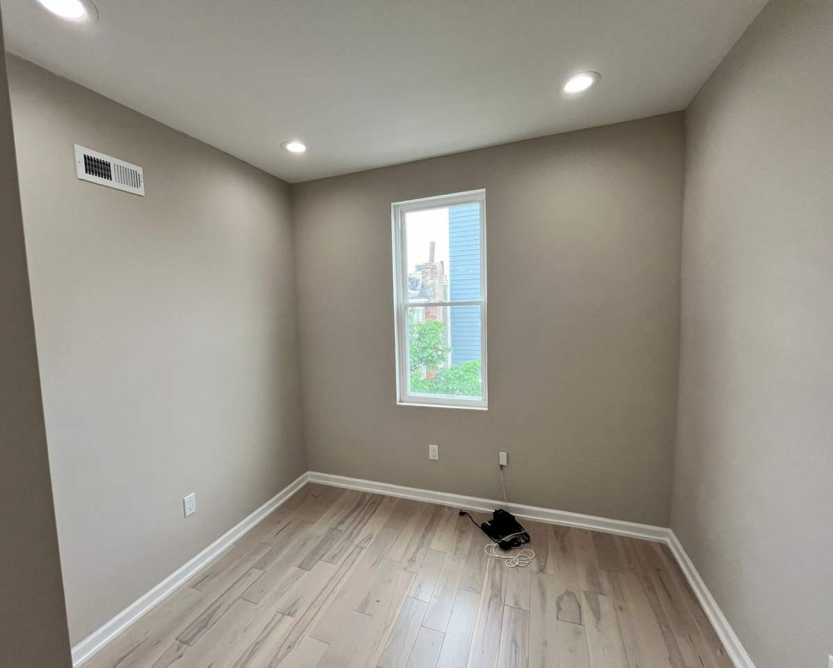 3 bedroom 3 bath property at 1416 dover st