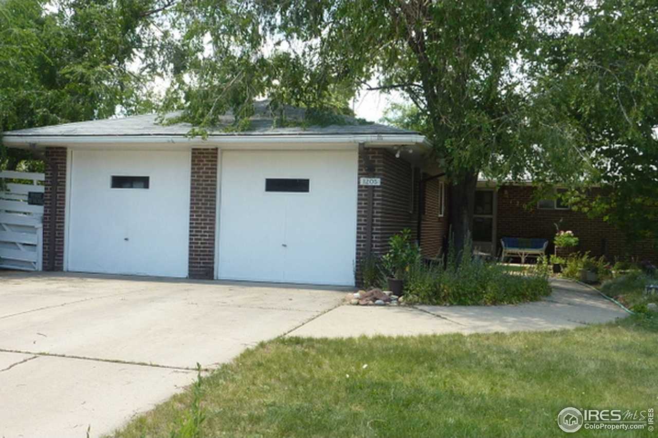 1205 East Ridge Avenue